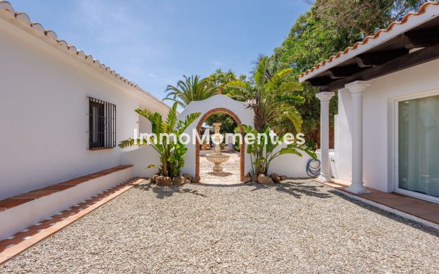 Resale - Detached villa - Inland  - Alhaurín el Grande Centro