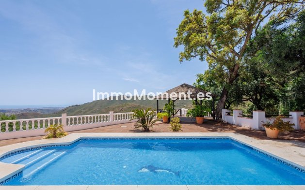 Resale - Detached villa - Inland  - Alhaurín el Grande Centro