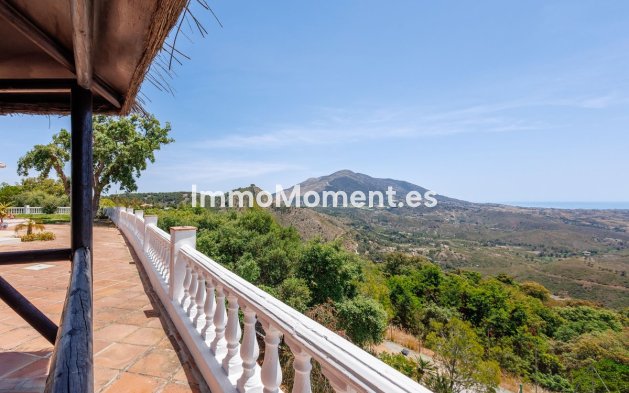 Resale - Detached villa - Inland  - Alhaurín el Grande Centro