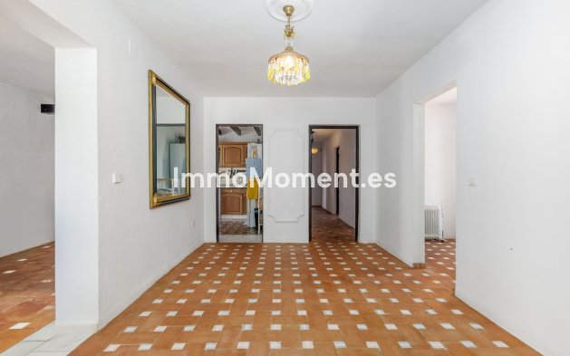 Resale - Detached villa - Inland  - Alhaurín el Grande Centro