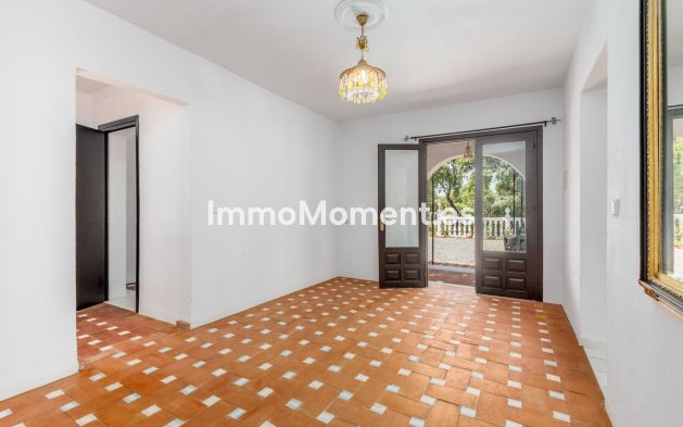 Resale - Detached villa - Inland  - Alhaurín el Grande Centro