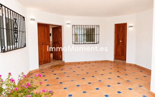 Resale - Country house - Estepona - Estepona Centro