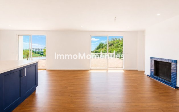 Resale - Country house - Estepona - Estepona Centro