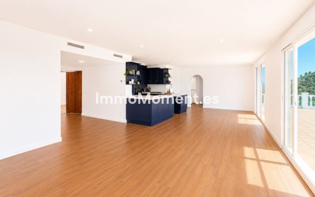 Resale - Country house - Estepona - Estepona Centro