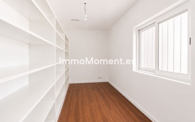 Resale - Country house - Estepona - Estepona Centro