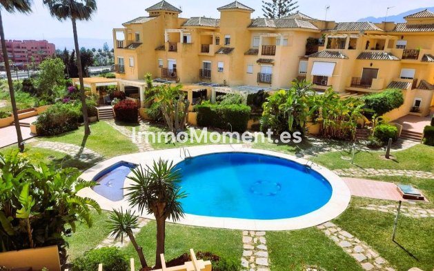Resale - Townhouse - Estepona - Estepona Centro