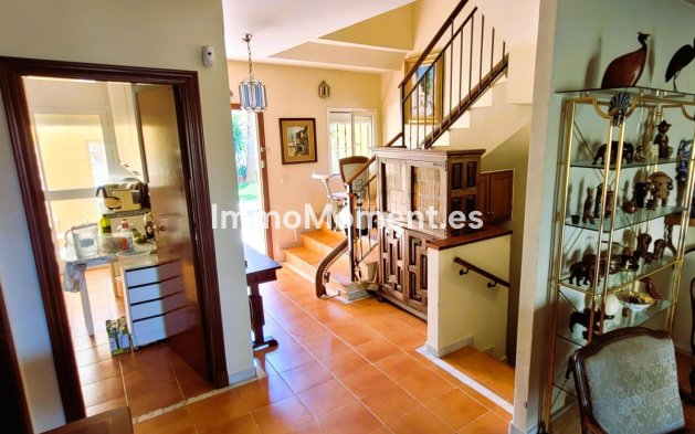 Resale - Townhouse - Estepona - Estepona Centro