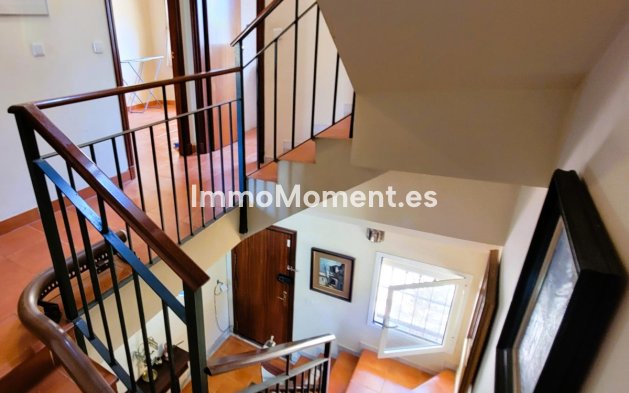 Resale - Townhouse - Estepona - Estepona Centro