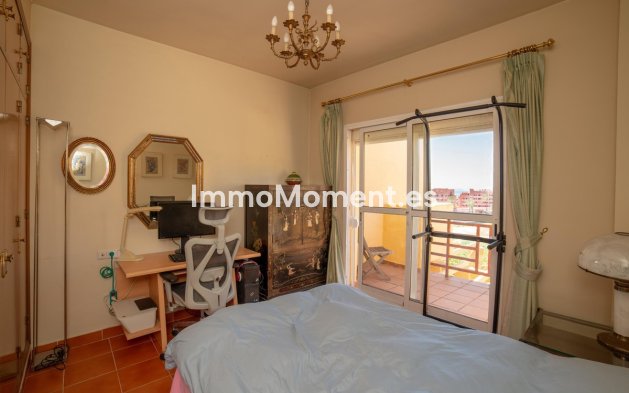 Resale - Townhouse - Estepona - Estepona Centro
