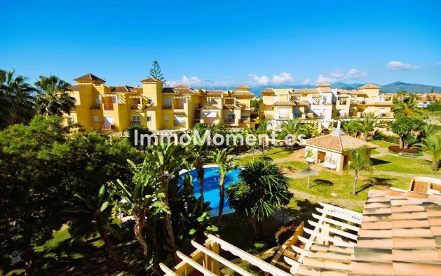 Resale - Townhouse - Estepona - Estepona Centro