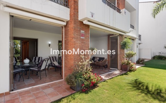 Resale - Apartment - Estepona - Estepona Centro