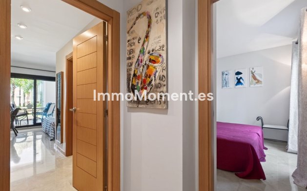Resale - Apartment - Estepona - Estepona Centro