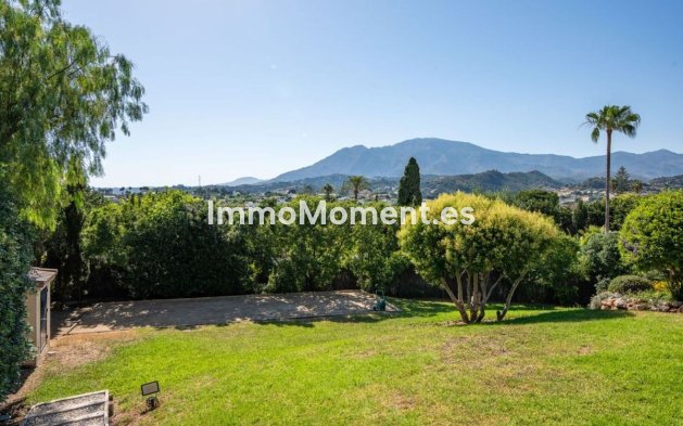 Resale - Detached villa - Estepona - Estepona Centro