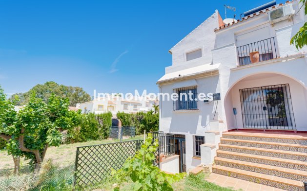 Resale - Townhouse - Estepona - Estepona Centro