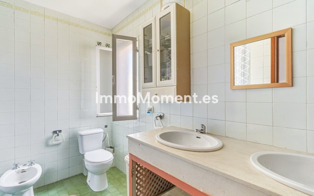 Resale - Townhouse - Estepona - Estepona Centro