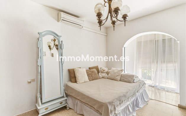 Resale - Townhouse - Estepona - Estepona Centro