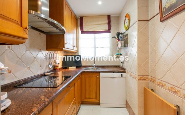 Resale - Townhouse - Estepona - Estepona Centro