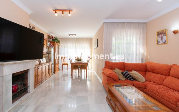 Resale - Townhouse - Estepona - Estepona Centro