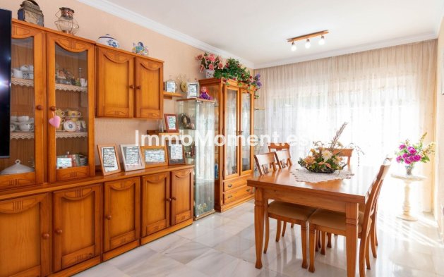 Resale - Townhouse - Estepona - Estepona Centro