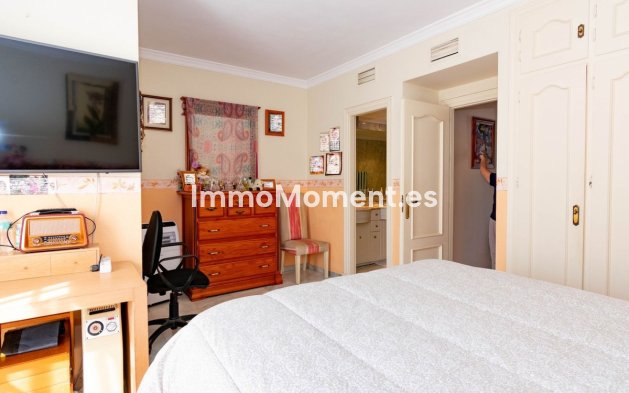 Resale - Townhouse - Estepona - Estepona Centro