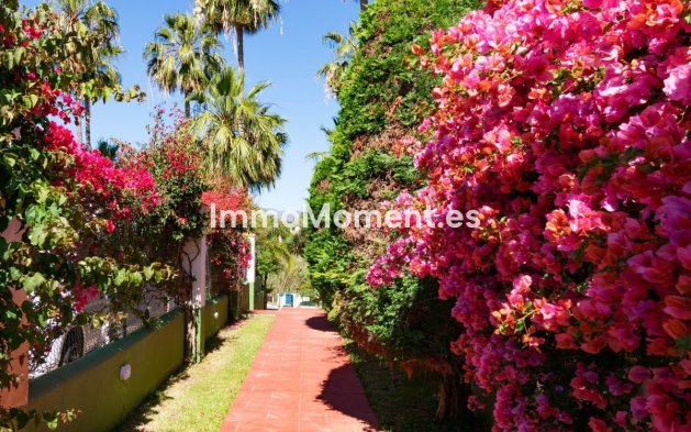 Resale - Townhouse - Estepona - Estepona Centro
