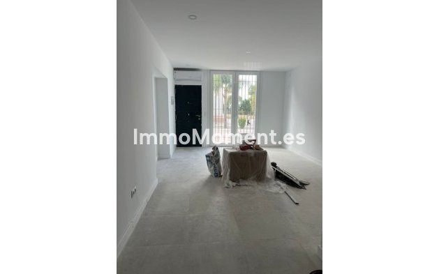 Resale - Apartment - Málaga - Bajondillo