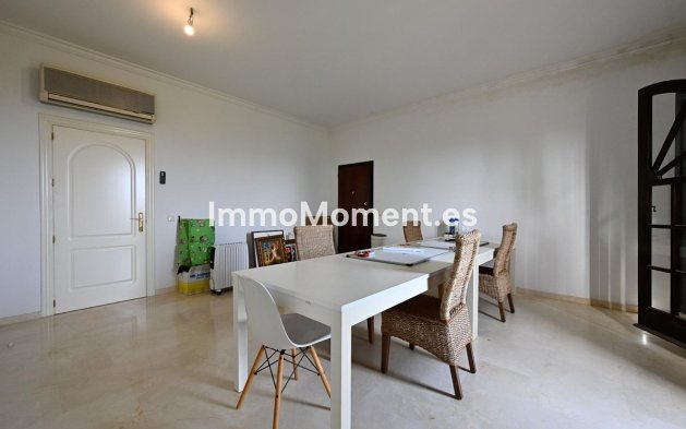 Resale - Detached villa - Inland  - Alhaurín el Grande Centro