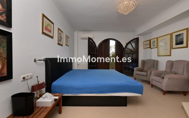 Resale - Detached villa - Inland  - Alhaurín el Grande Centro