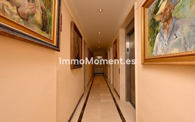 Resale - Detached villa - Inland  - Alhaurín el Grande Centro
