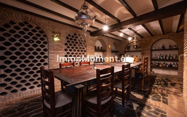 Resale - Detached villa - Inland  - Alhaurín el Grande Centro