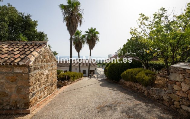 Resale - Detached villa - Inland  - Alhaurín el Grande Centro