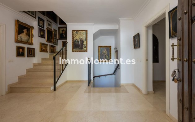 Resale - Detached villa - Inland  - Alhaurín el Grande Centro