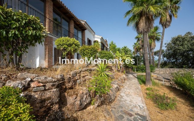 Resale - Detached villa - Inland  - Alhaurín el Grande Centro