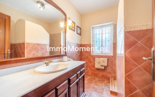 Wiederverkauf - Freistehende Villa - Marbella - El Rosario