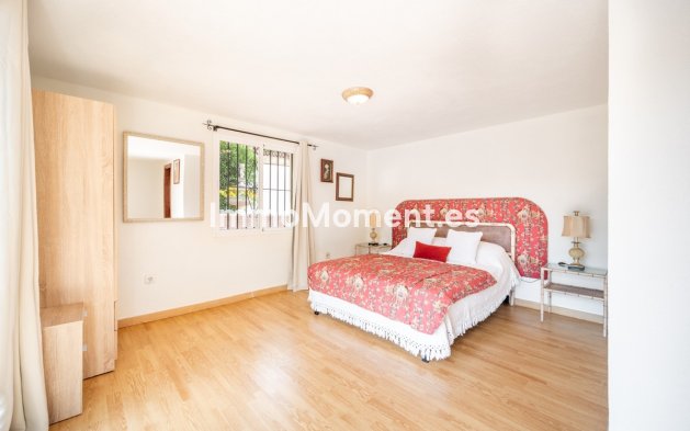 Wiederverkauf - Freistehende Villa - Marbella - El Rosario