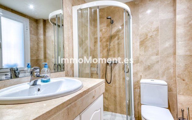 Reventa - Apartamento - Estepona  - Estepona Centro