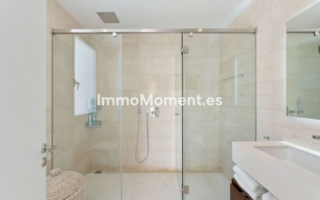 Wiederverkauf - Freistehende Villa - Marbella - Río Real