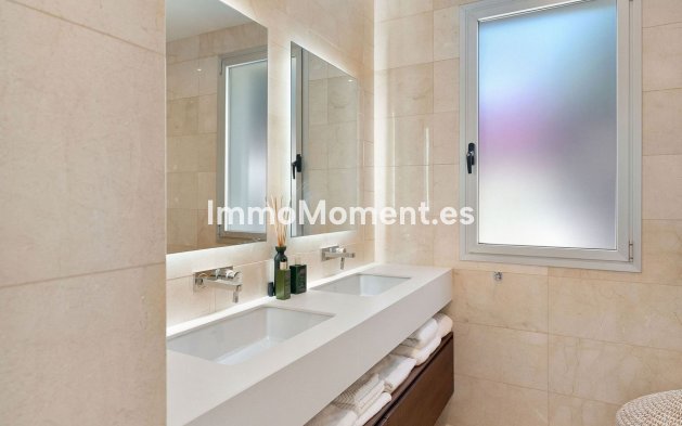 Wiederverkauf - Freistehende Villa - Marbella - Río Real