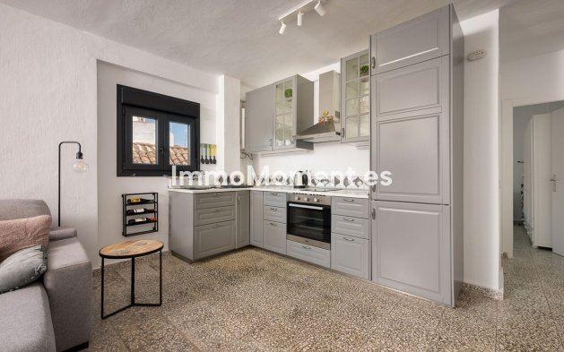 Revente - Appartement - Estepona  - Estepona Centro