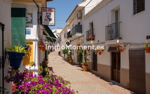 Revente - Appartement - Estepona  - Estepona Centro