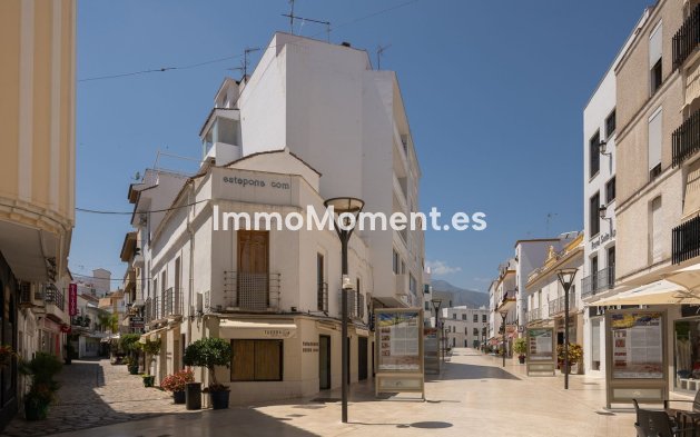 Revente - Appartement - Estepona  - Estepona Centro