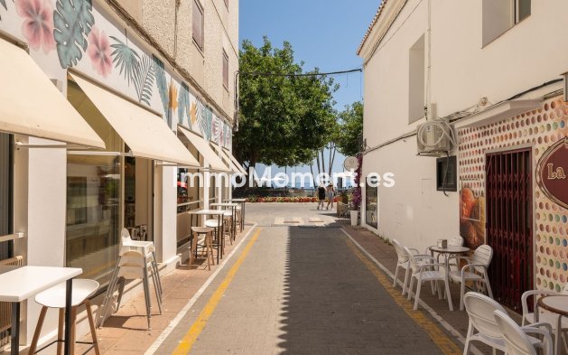 Revente - Appartement - Estepona  - Estepona Centro