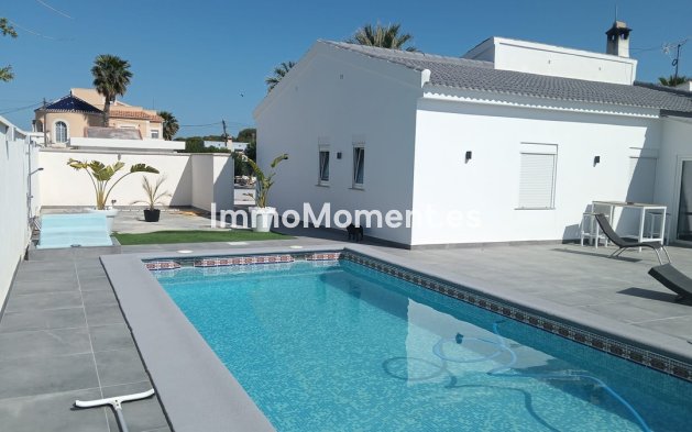 Reventa - Villa independiente - Orihuela - Lomas de Cabo Roig