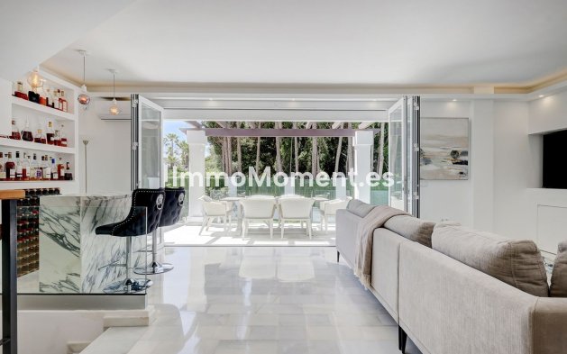 Resale - Detached villa - Estepona - Estepona Centro