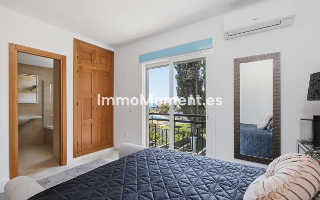 Resale - Detached villa - Estepona - Estepona Centro