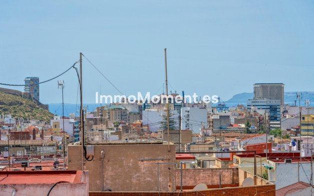 Bestaande woning - Appartement - Alicante - Alicante Centro