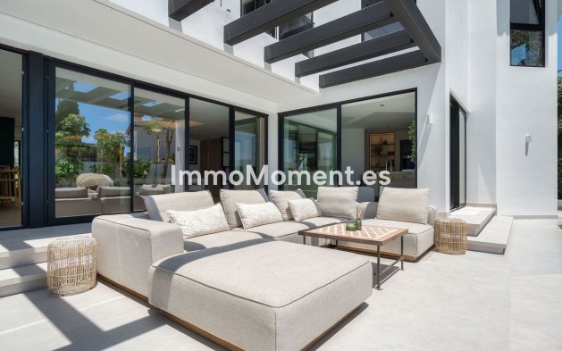 Resale - Detached villa - Estepona - Bel Air