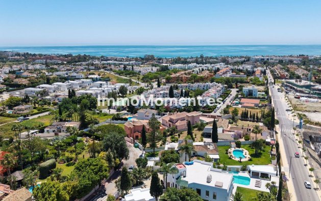 Resale - Detached villa - Estepona - Bel Air