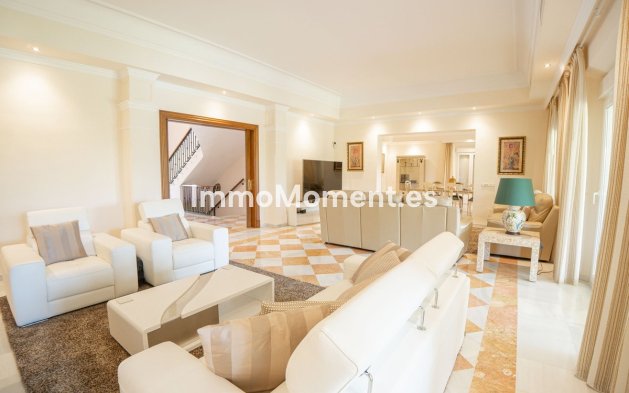 Wiederverkauf - Freistehende Villa - Estepona  - New Golden Mile