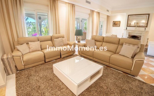 Wiederverkauf - Freistehende Villa - Estepona  - New Golden Mile